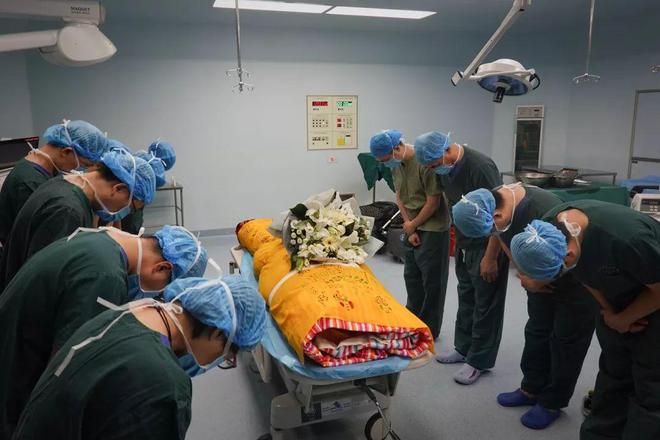 人死后長明燈被碰滅_狗死后主人不能哭_狗死后為什么不能碰